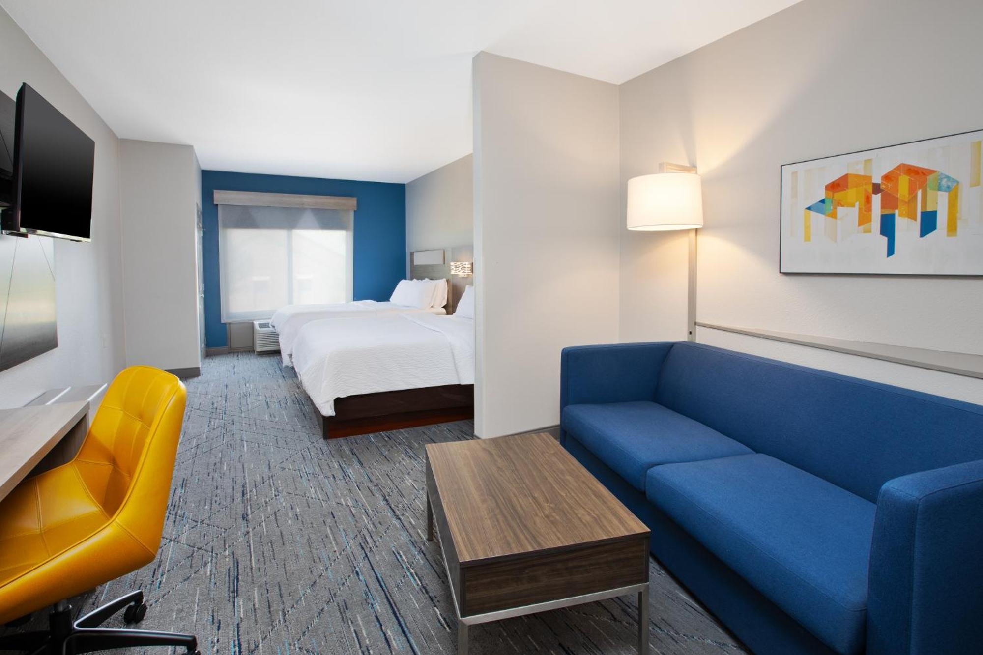 Holiday Inn Express & Suites Milwaukee Nw - Park Place By Ihg Exterior foto